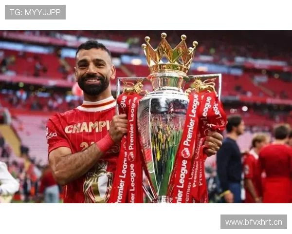 萨拉赫无球跑动与反击效率解析:速度优势如何最大化 萨拉赫无球跑动与反击效率解析:速度优势如何最大化